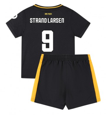 Wolves Jorgen Strand Larsen #9 Borta Kläder Barn 2024-25 Kortärmad (+ Korta byxor)